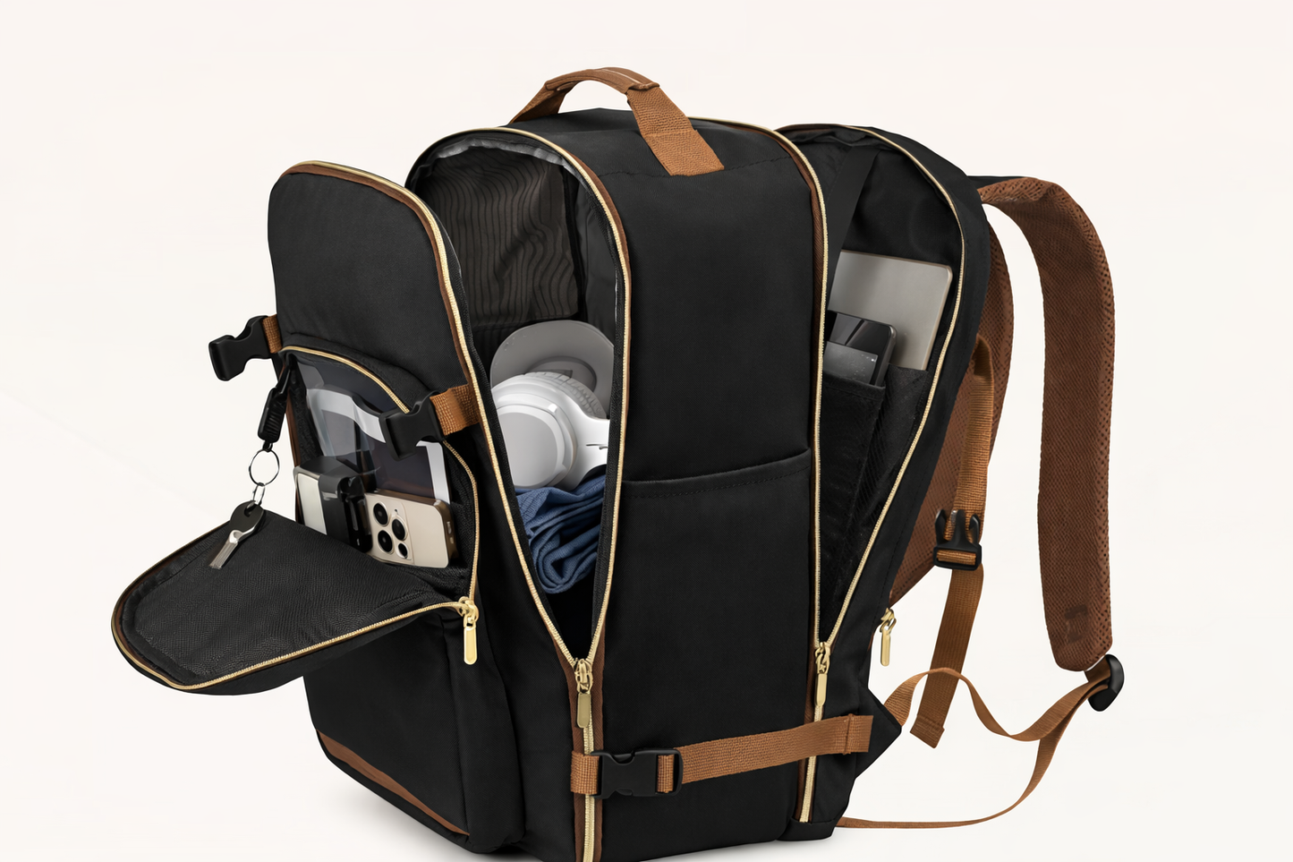 sac a dos voyage noir avec details marron ouvert montrant des compartiments organises pour ordinateur accessoires electroniques vetements et objets personnels organises