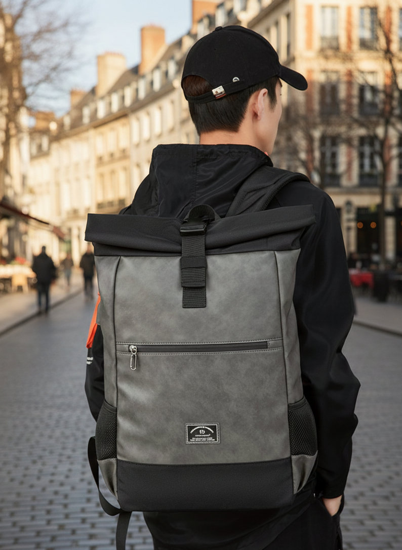 homme casquette marche sac a dos voyage Rolltop gris