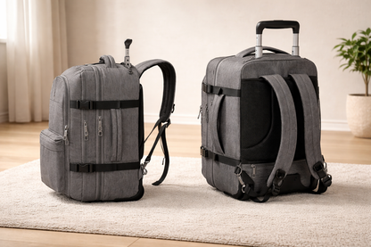 SAC A DOS DE VOYAGE gris presente de face et de dos dans un interieur calme lumiere douce met en valeur le confort dorsal et la structure du sac