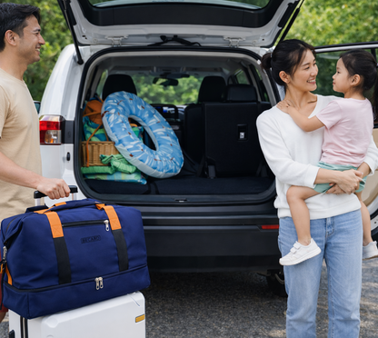 Sac weekender bleu grande capacité parfait pour la famille, idéal pour les voyages, week-ends et escapades en voiture, pratique, spacieux et élégant.