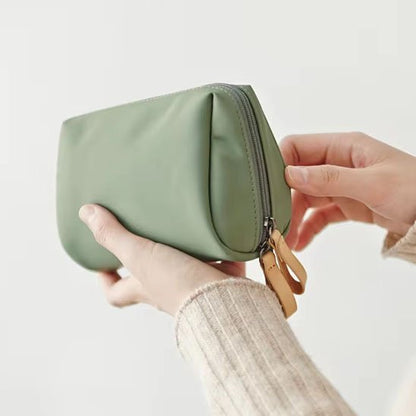 Femme veut ouvrir Trousse de toilette Vert vintage