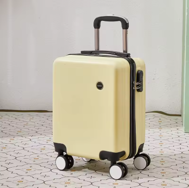 petite valise dimension Ryanair jaune clair format cabine avec fermeture zip et roues doubles