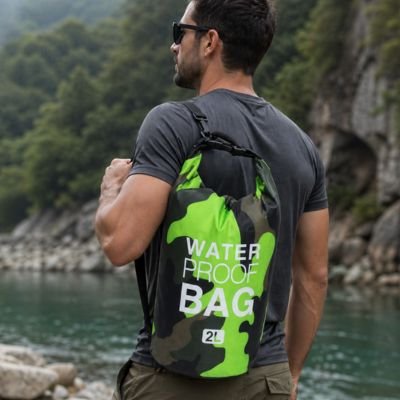 Randonneur avec Sac à dos étanche Sport 