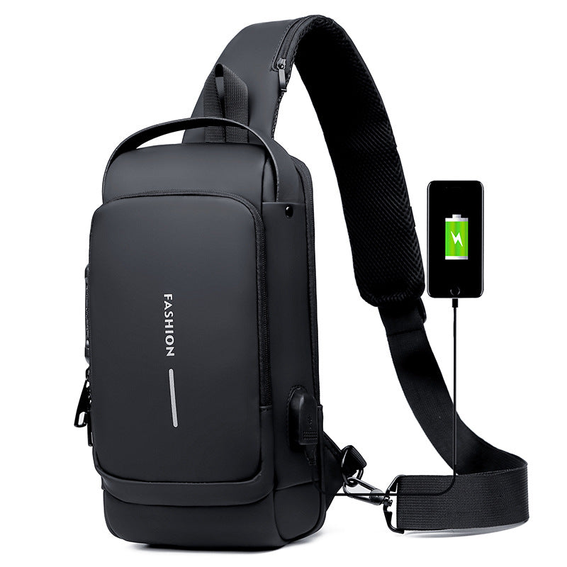 Sac a dos de voyage ZenAntivol noir avec port USB intègre, sangle rembourrée ergonomique et design moderne pour déplacements sécurisés.