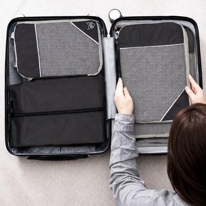sac de rangement pour valise ZenVoyage Organizer noir 6 pieces une fois zippe avec vetement dans valise
