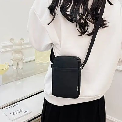 SAC FEMME BANDOULIERE STYLE POCHETTE TÉLÉPHONE EN PROMENADE