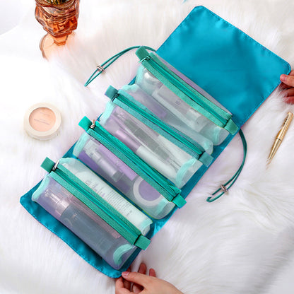 trousse de toilette Zen Essentiel bleu paon sur serviette blanche et produits