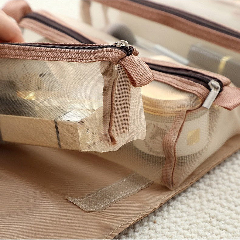 trousse de toilette Zen Essentiel intérieur démonstration des petites parties détachables